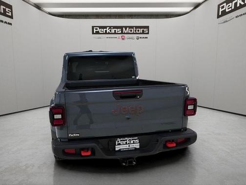 Anvil Clearcoat 2026 Jeep Gladiator Mojave