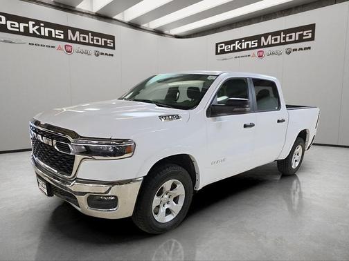 Bright White Clearcoat 2025 RAM 1500 Big Horn/Lone Star