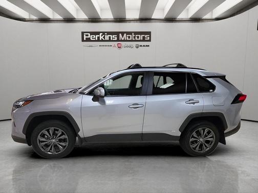 2023 Toyota RAV4 Hybrid XLE Premium