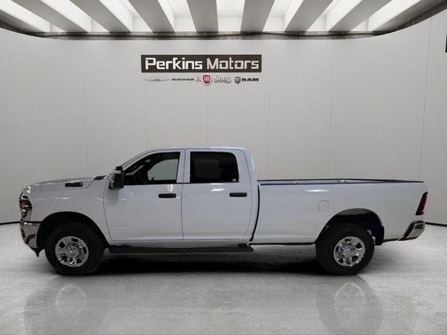 Bright White Clearcoat 2026 RAM 2500 Tradesman