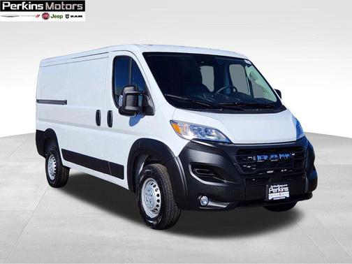 2025 RAM ProMaster 2500 Base