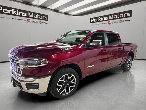 Delmonico Red Pearlcoat 2025 RAM 1500 Laramie