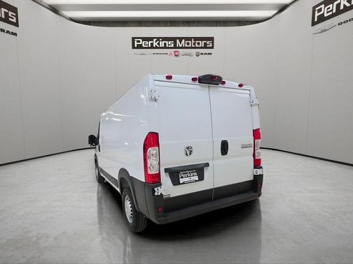 Bright White Clearcoat 2026 RAM ProMaster 1500 Low Roof