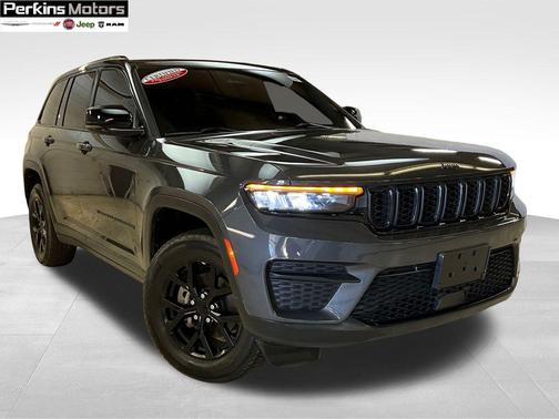 2024 Jeep Grand Cherokee Laredo