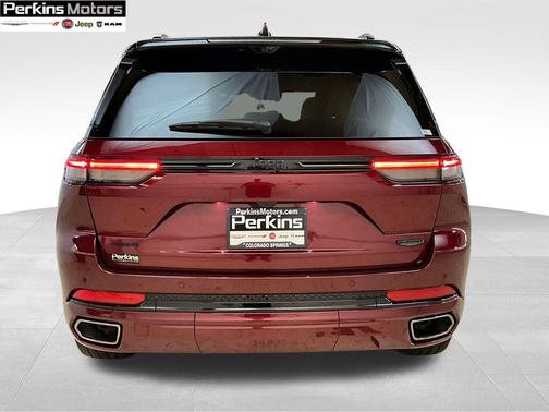 2025 Jeep Grand Cherokee Summit