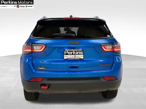 2025 Jeep Compass Trailhawk