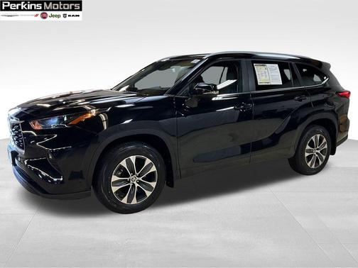 2024 Toyota Highlander 