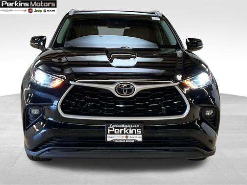 2024 Toyota Highlander 