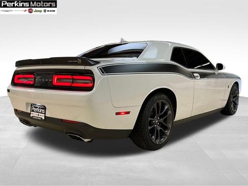 2022 Dodge Challenger R/T Scat Pack
