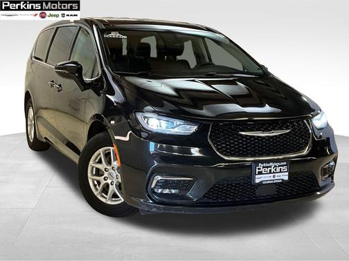 2024 Chrysler Pacifica Touring-L