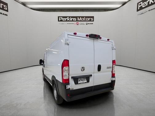 Bright White Clearcoat 2026 RAM ProMaster 1500 Low Roof