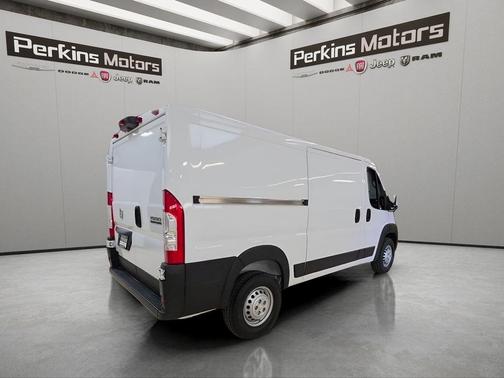 Bright White Clearcoat 2026 RAM ProMaster 1500 Low Roof