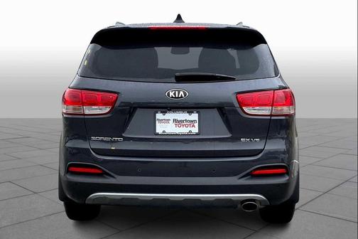 2018 Kia Sorento EX