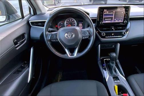 2022 Toyota Corolla Cross LE