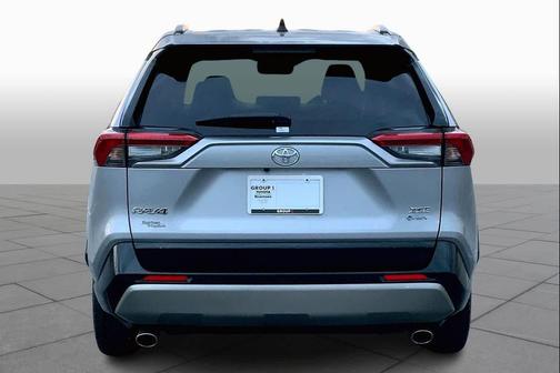 2025 Toyota RAV4 Hybrid SE