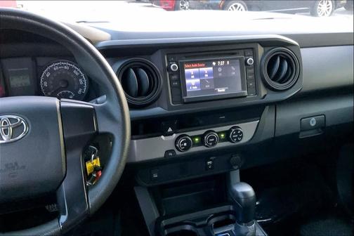 2016 Toyota Tacoma SR