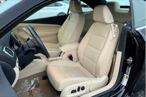 2015 Volkswagen Eos Komfort Edition