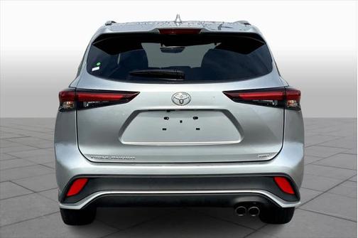 2024 Toyota Highlander XSE