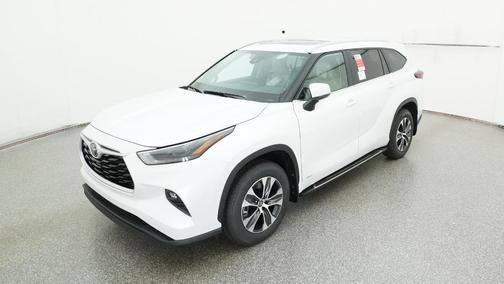 2025 Toyota Highlander Hybrid XLE