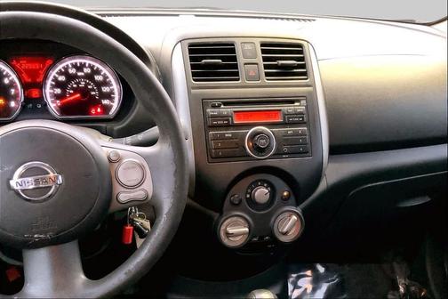 Magnetic Gray Metallic 2012 Nissan Versa 1.6 S