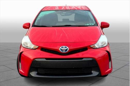 2017 Toyota Prius v Four