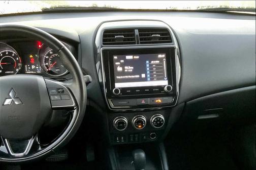 2022 Mitsubishi Outlander Sport SE