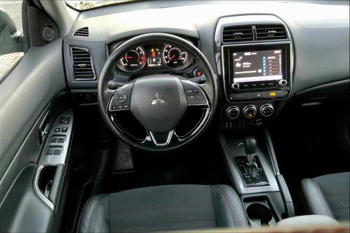 2022 Mitsubishi Outlander Sport SE