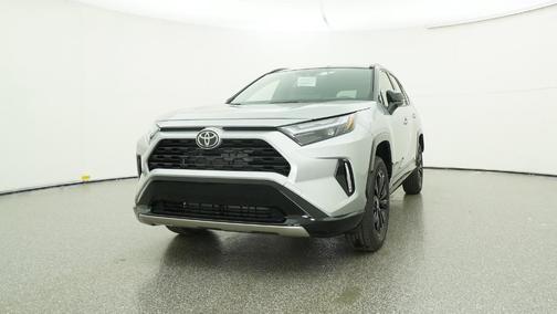2025 Toyota RAV4 Hybrid SE