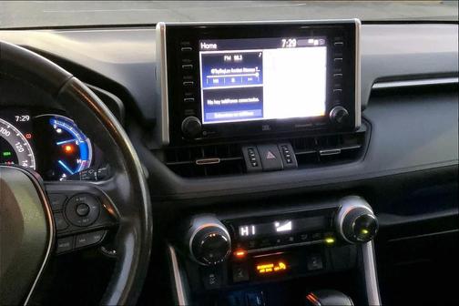 2019 Toyota RAV4 Hybrid SE