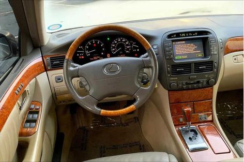 2005 Lexus LS 430 Base