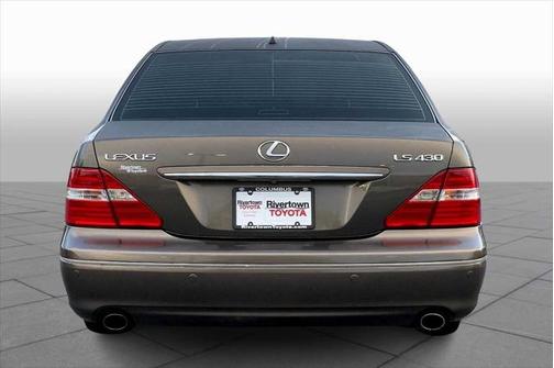 2005 Lexus LS 430 Base