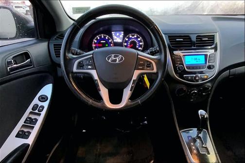 2014 Hyundai Accent SE
