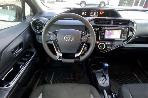 2019 Toyota Prius L