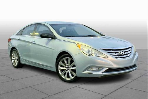 2012 Hyundai SONATA SE