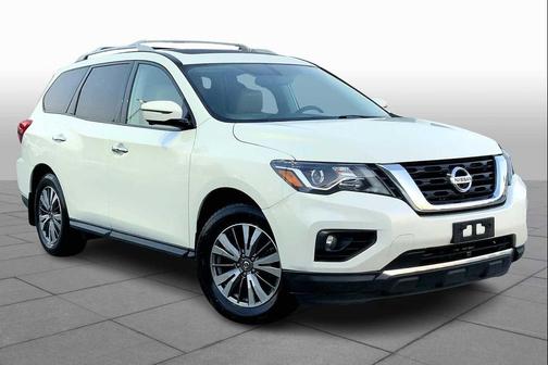 2017 Nissan Pathfinder SL