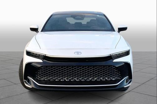 2024 Toyota Crown Limited