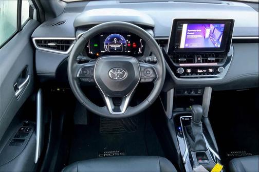 2025 Toyota Corolla Hybrid SE