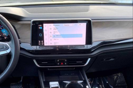2024 Volkswagen Atlas 2.0T SE w/Technology 4MOTION