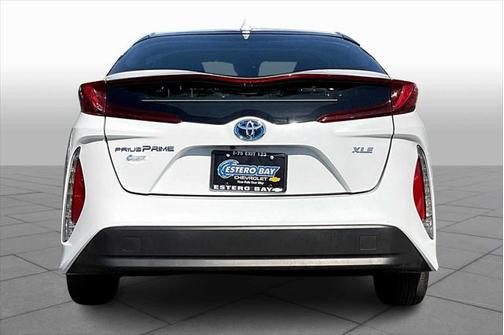 2022 Toyota Prius Prime XLE