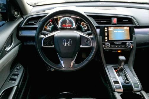 2017 Honda Civic Touring