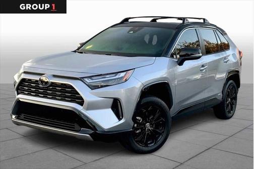 2025 Toyota RAV4 Hybrid SE