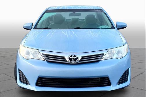 CLEARWATER BLUE META 2012 Toyota Camry SE