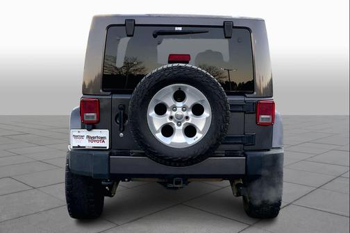 2017 Jeep Wrangler Sahara