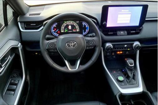 2023 Toyota RAV4 Hybrid SE