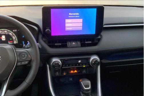 2023 Toyota RAV4 Hybrid SE