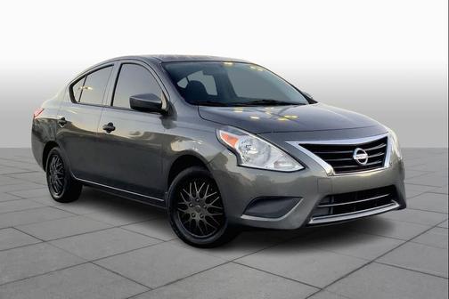 2016 Nissan Versa 1.6 S+