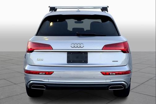 2022 Audi Q5 45 S line Premium Plus