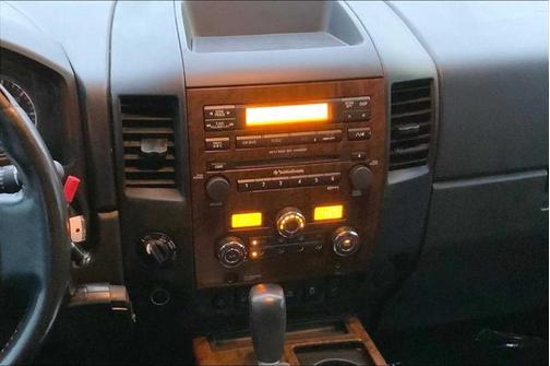 2012 Nissan Titan SL
