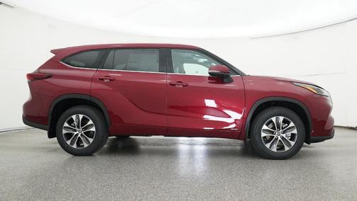 2026 Toyota Highlander Hybrid XLE