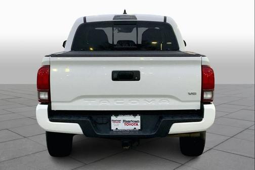 2022 Toyota Tacoma SR5